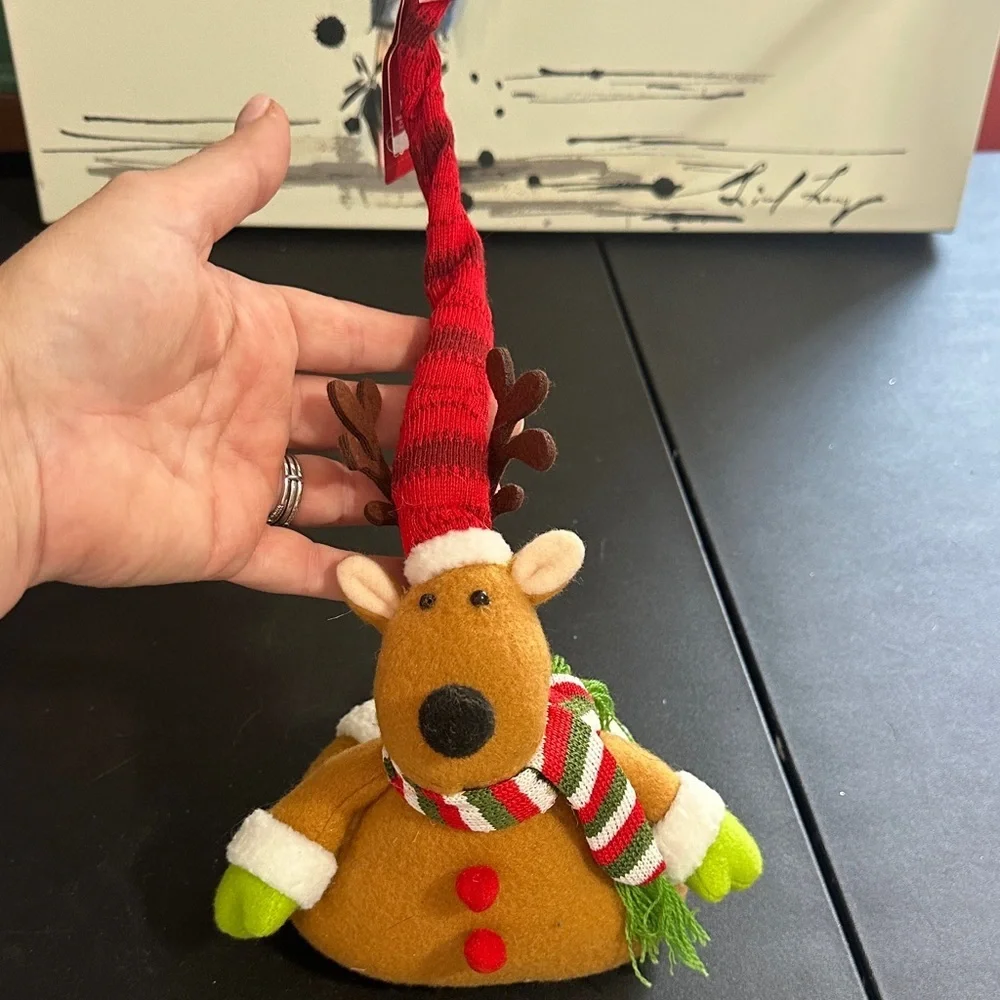 Pier 1 holiday reindeer  bottle hugger